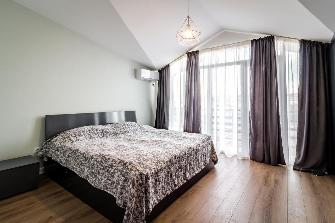 Modern Apartment In Old Τυφλίδα Εξωτερικό φωτογραφία