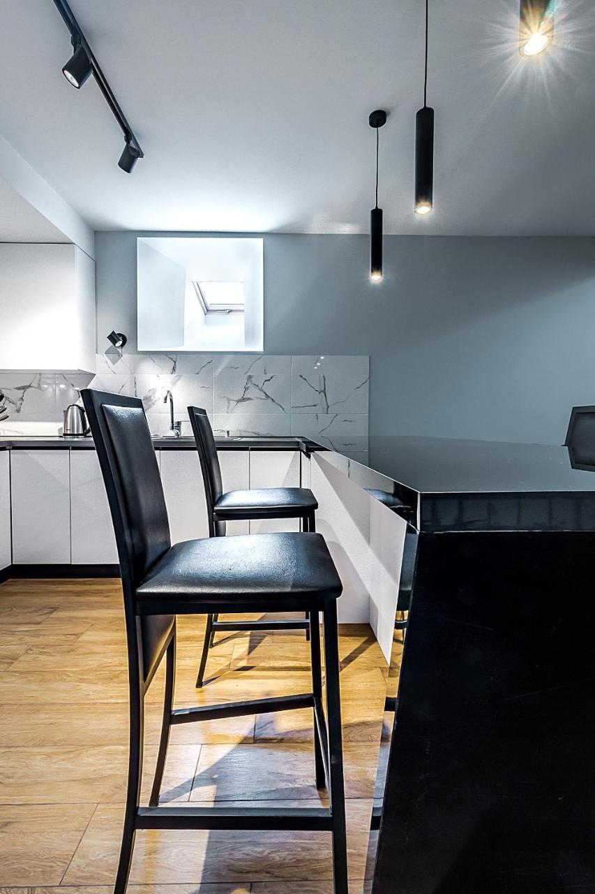 Modern Apartment In Old Τυφλίδα Εξωτερικό φωτογραφία